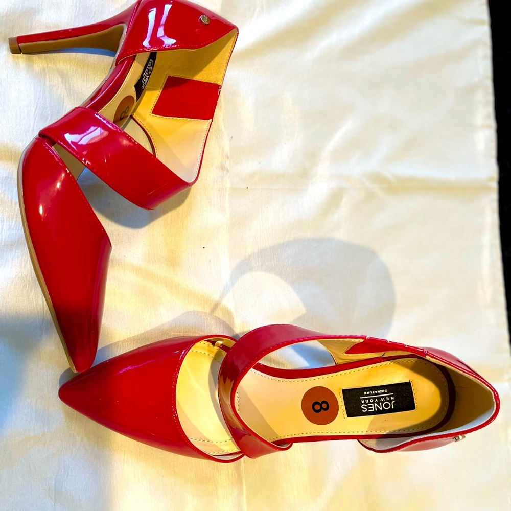 Rich red patent pumps, great for a party!